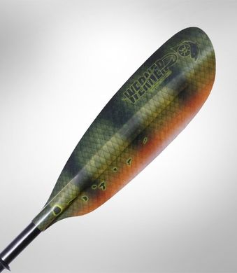 WERNER Camano Hooked весло для риболовлі з каяка з камуфляжним забарвленням, 2-секційне весло, Веретено стандартного діаметру (STD), пряме веретено, 650 cm2 (52cm x 16.5cm)