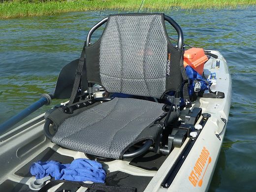 Wilderness Systems ATAK 140 - рыбацкий каяк для комфортной рыбалки на большинстве типов водоемов