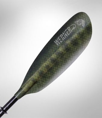 WERNER Camano Hooked весло для рыбалки с каяка с камуфляжным окрасом, 2-секційне весло, Веретено стандартного діаметру (STD), пряме веретено, 650 cm2 (52cm x 16.5cm)